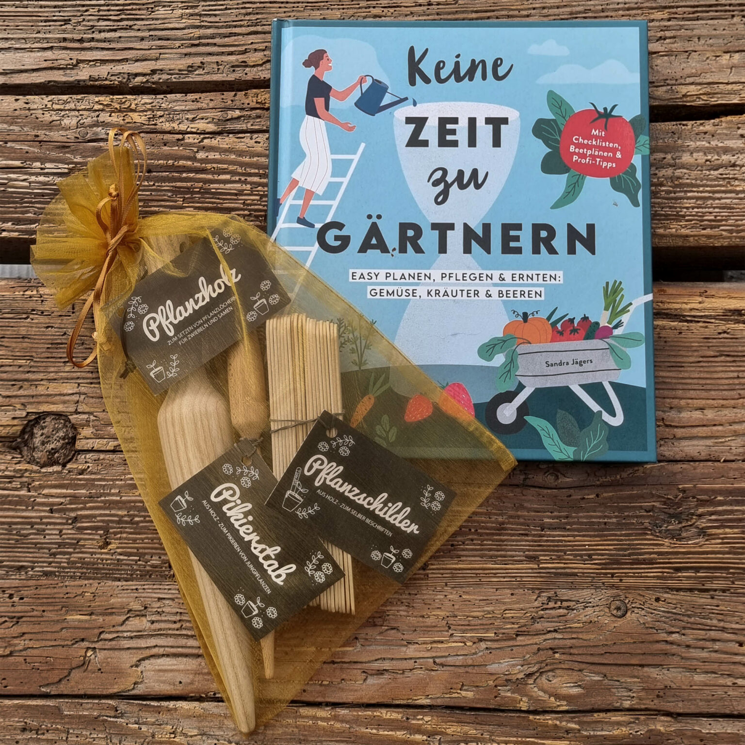 Im Set Buch 'Keine Zeit zu gärtnern' + GärtnerSet und Pflanzschilder